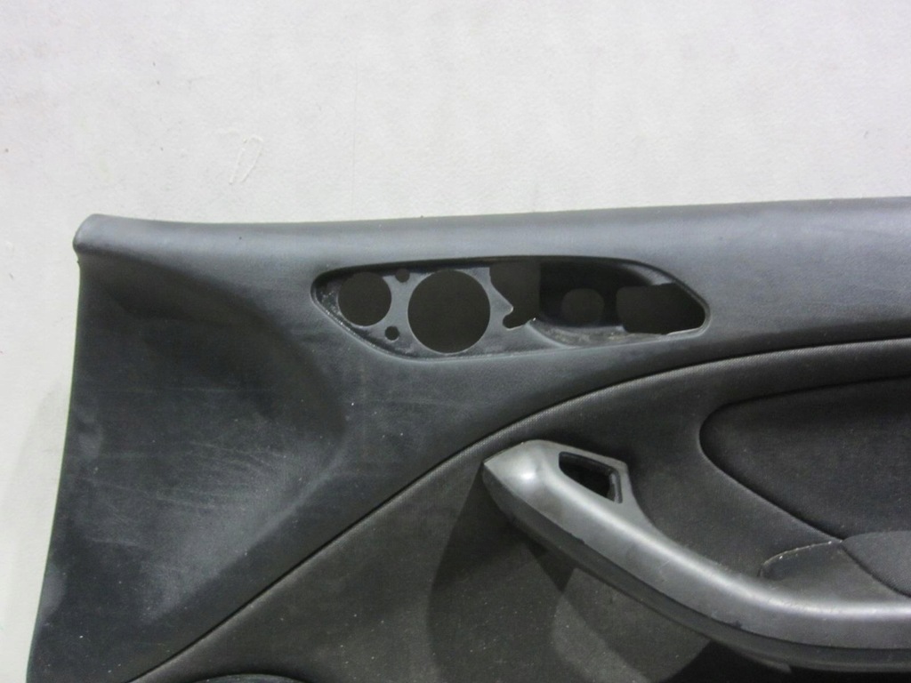 BMW E46 COUPE CABRIO BOCZEK TAPICERKA DRZWI PRAWYCH Product image