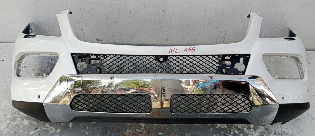 Mercedes ML 166 Front bumper front Product image