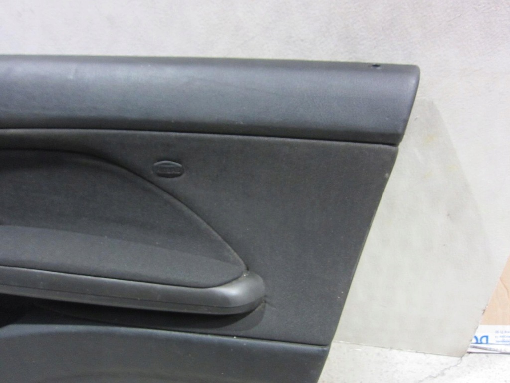 BMW E46 COUPE CABRIO BOCZEK TAPICERKA DRZWI PRAWYCH Product image