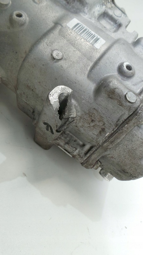 LEXUS IS 300H AC COMPRESSOR 042200-0464 Product image