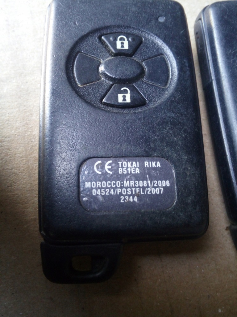 TOYOTA AURIS I 06-12 kluczyk smart-key b51ea Product image