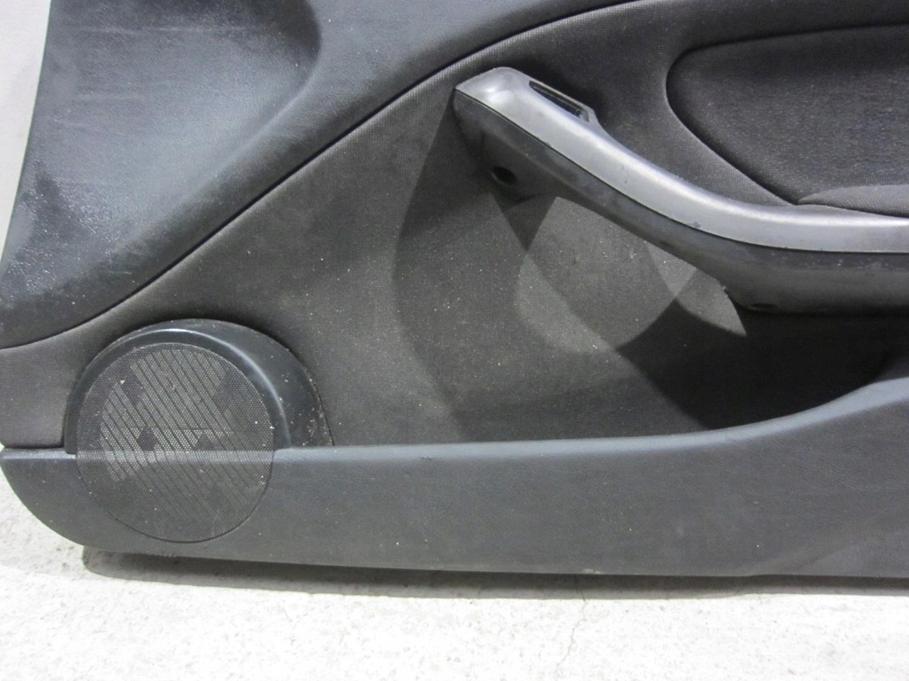 BMW E46 COUPE CABRIO BOCZEK TAPICERKA DRZWI PRAWYCH Product image