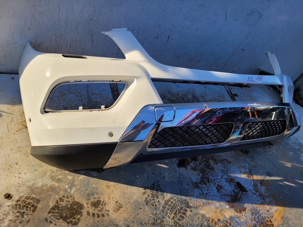 Mercedes ML 166 Front bumper front Product image